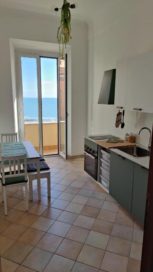 Апартаменты Bellavista, Il Tuo Soggiorno Vista Mare! Неттуно Экстерьер фото